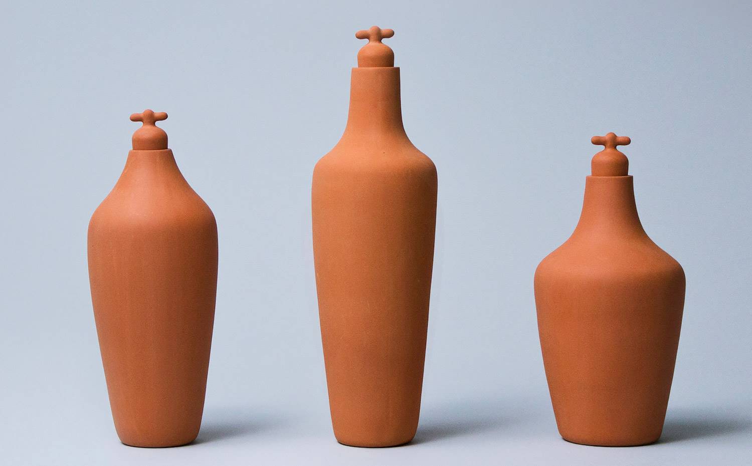 [01] Vasijas de terracota, de Lotte de Raadt